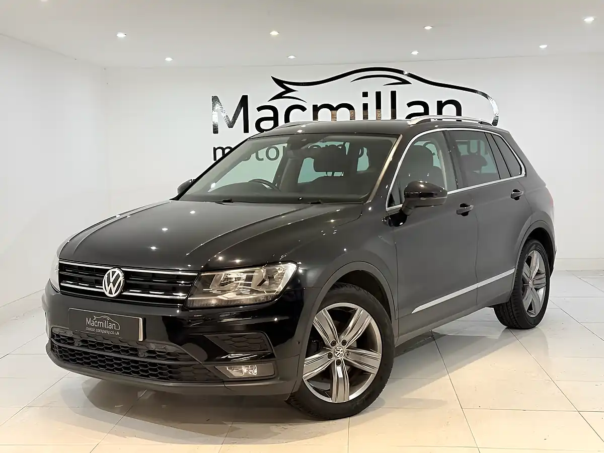 Used 2019 Volkswagen Tiguan Match Black - Interior and Exterior details 7