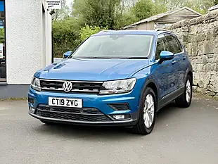 Used 2019 Volkswagen Tiguan Match Blue - Interior and Exterior details 11