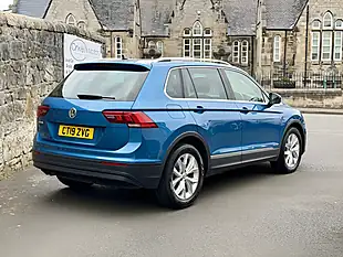 Used 2019 Volkswagen Tiguan Match Blue - Interior and Exterior details 9