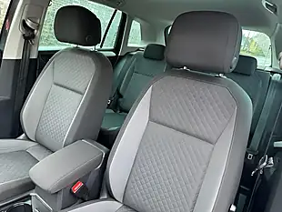 Used 2019 Volkswagen Tiguan Match Grey - Interior and Exterior details 16