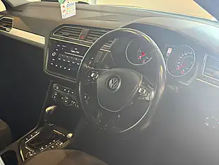 Used 2019 Volkswagen Tiguan Match Grey - Interior and Exterior details 14