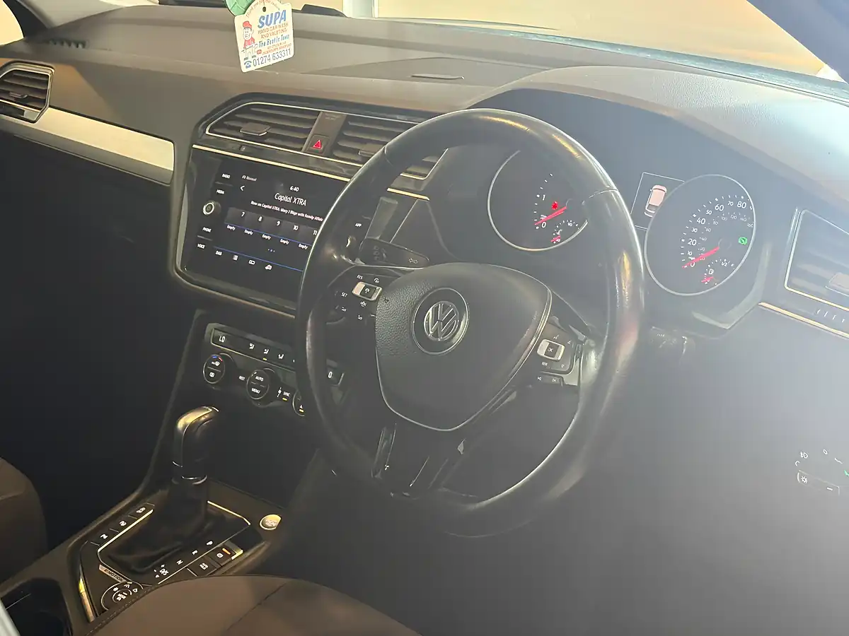 Used 2019 Volkswagen Tiguan Match Grey - Interior and Exterior details 14