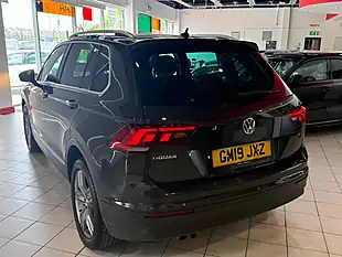 Used 2019 Volkswagen Tiguan Match Grey - Interior and Exterior details 6