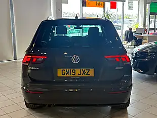 Used 2019 Volkswagen Tiguan Match Grey - Interior and Exterior details 9