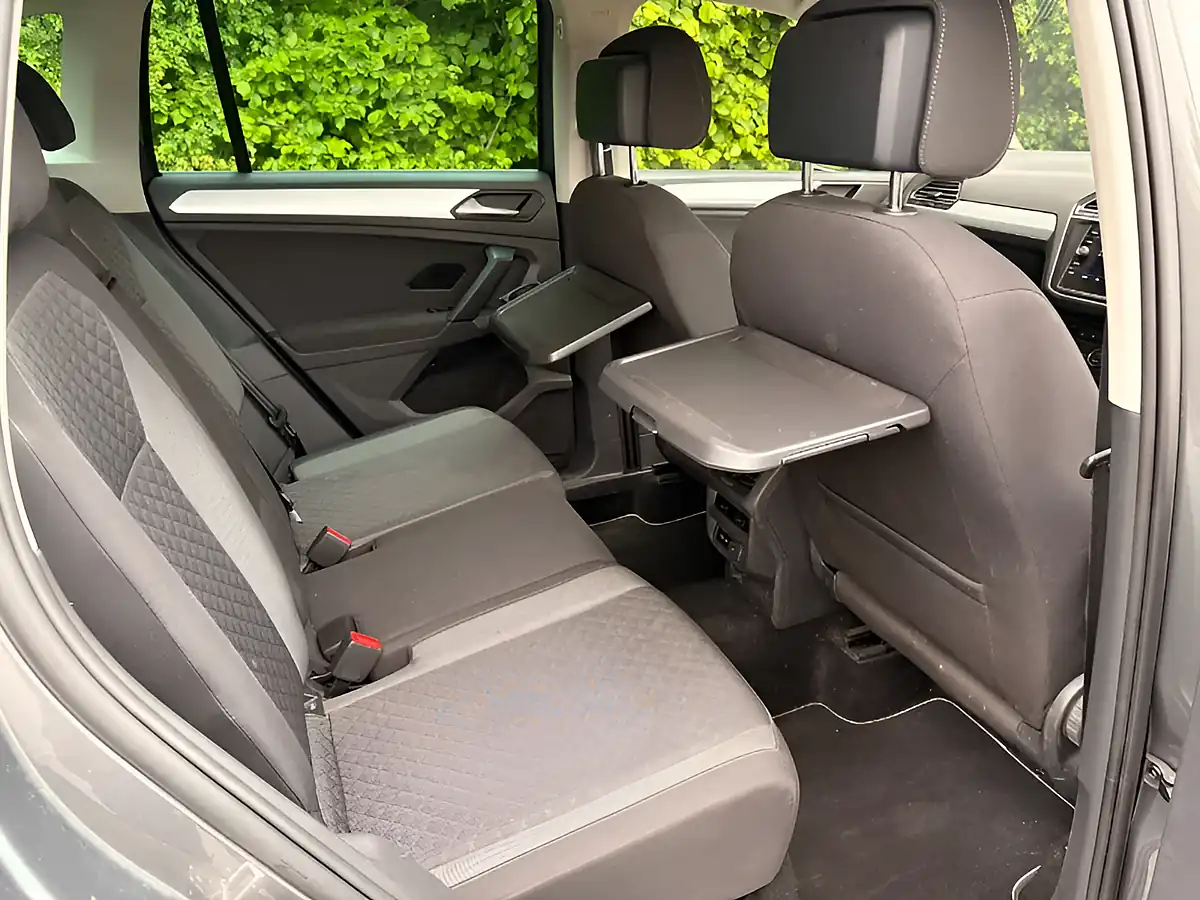 Used 2019 Volkswagen Tiguan Match Grey - Interior and Exterior details 14