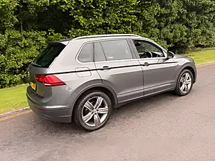 Used 2019 Volkswagen Tiguan Match Grey - Interior and Exterior details 8