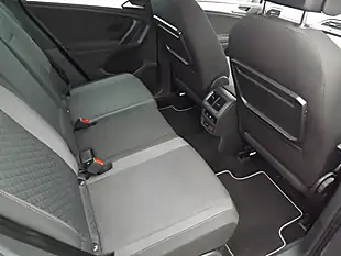 Used 2019 Volkswagen Tiguan Match Grey - Interior and Exterior details 12