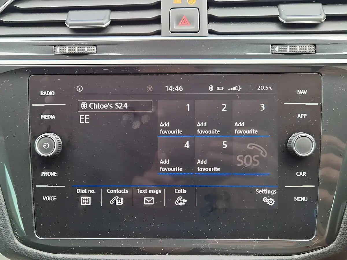 Used 2019 Volkswagen Tiguan Match Grey - Interior and Exterior details 19