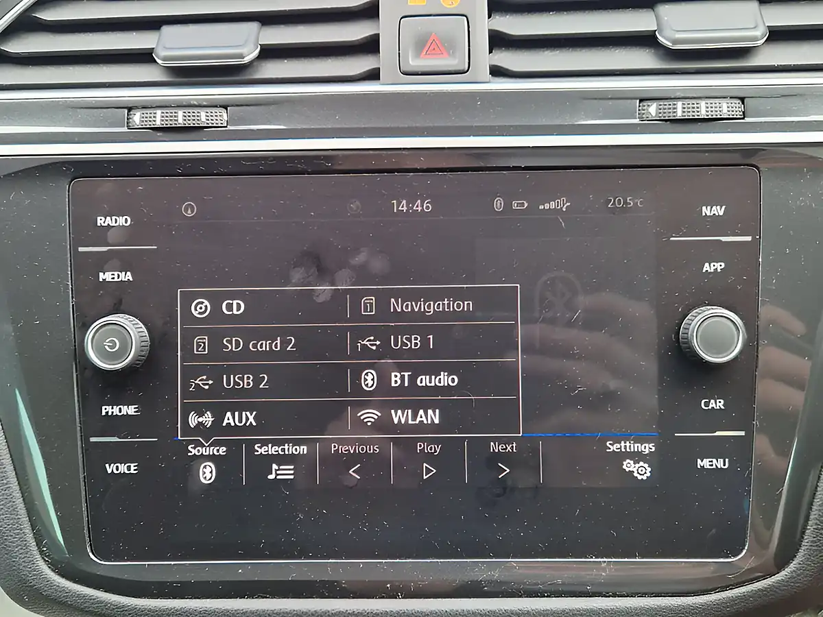 Used 2019 Volkswagen Tiguan Match Grey - Interior and Exterior details 20