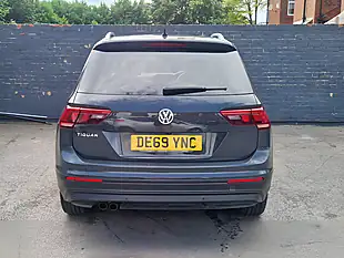 Used 2019 Volkswagen Tiguan Match Grey - Interior and Exterior details 9