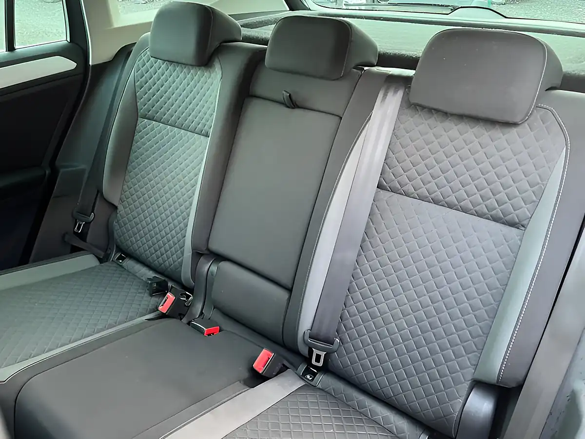 Used 2019 Volkswagen Tiguan Match Grey - Interior and Exterior details 15