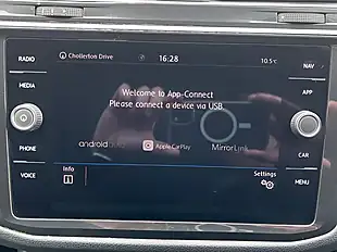 Used 2019 Volkswagen Tiguan Match Grey - Interior and Exterior details 19
