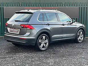 Used 2019 Volkswagen Tiguan Match Grey - Interior and Exterior details 6