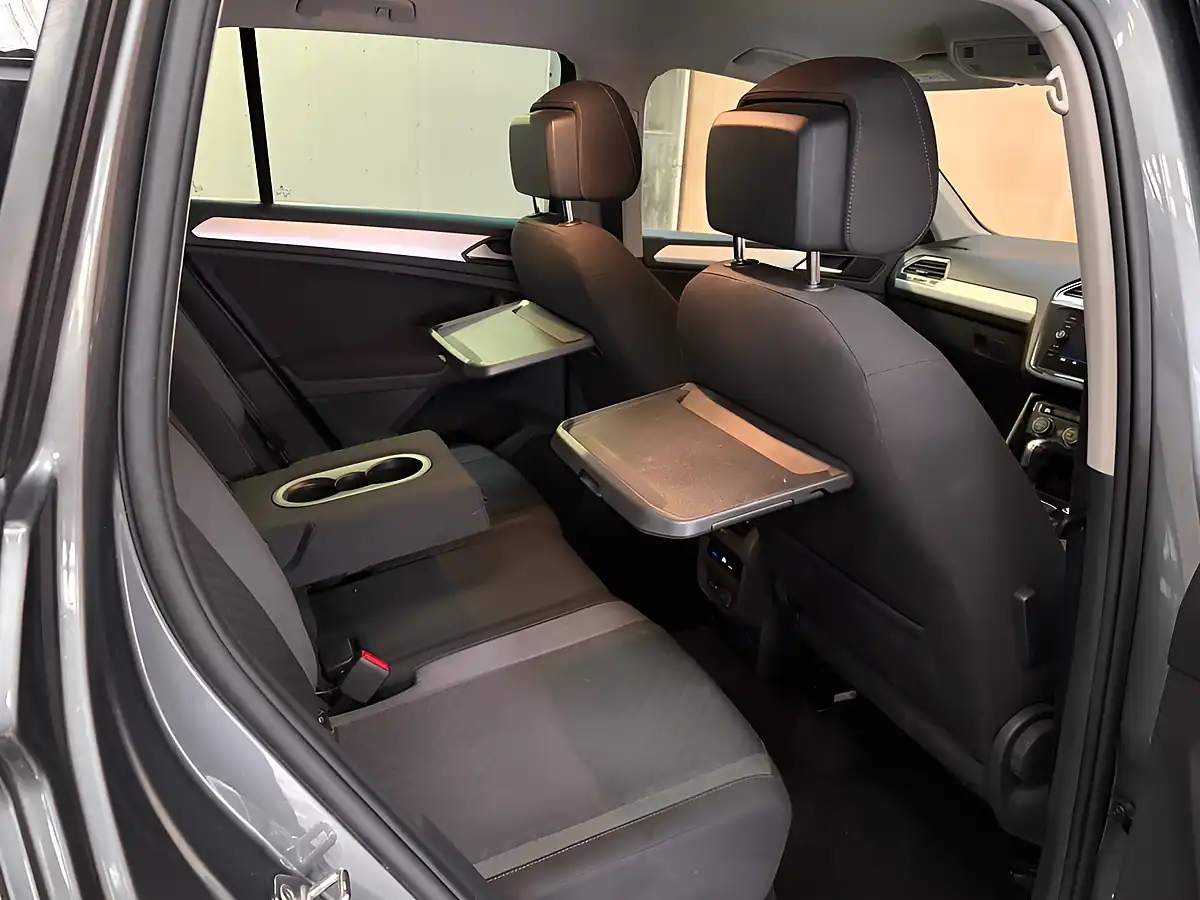 Used 2019 Volkswagen Tiguan Match Grey - Interior and Exterior details 16