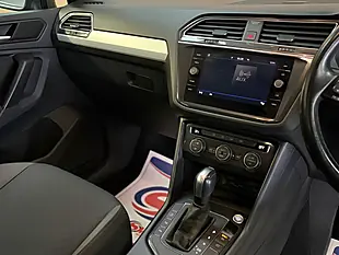 Used 2019 Volkswagen Tiguan Match Grey - Interior and Exterior details 7
