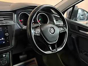 Used 2019 Volkswagen Tiguan Match Grey - Interior and Exterior details 8