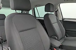 Used 2019 Volkswagen Tiguan Match Indium Grey - Interior and Exterior details 14
