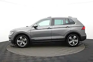 Used 2019 Volkswagen Tiguan Match Indium Grey - Interior and Exterior details 6