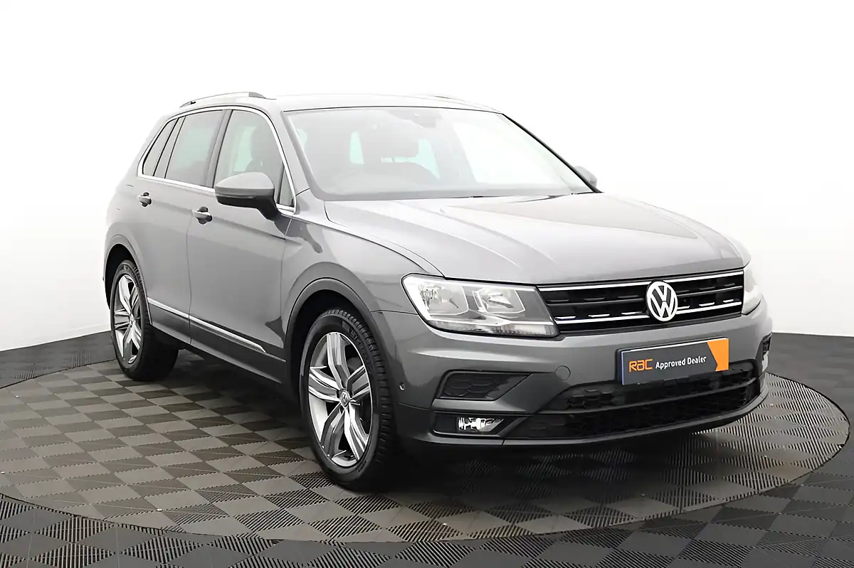 Used 2019 Volkswagen Tiguan Match Indium Grey - Interior and Exterior details 7