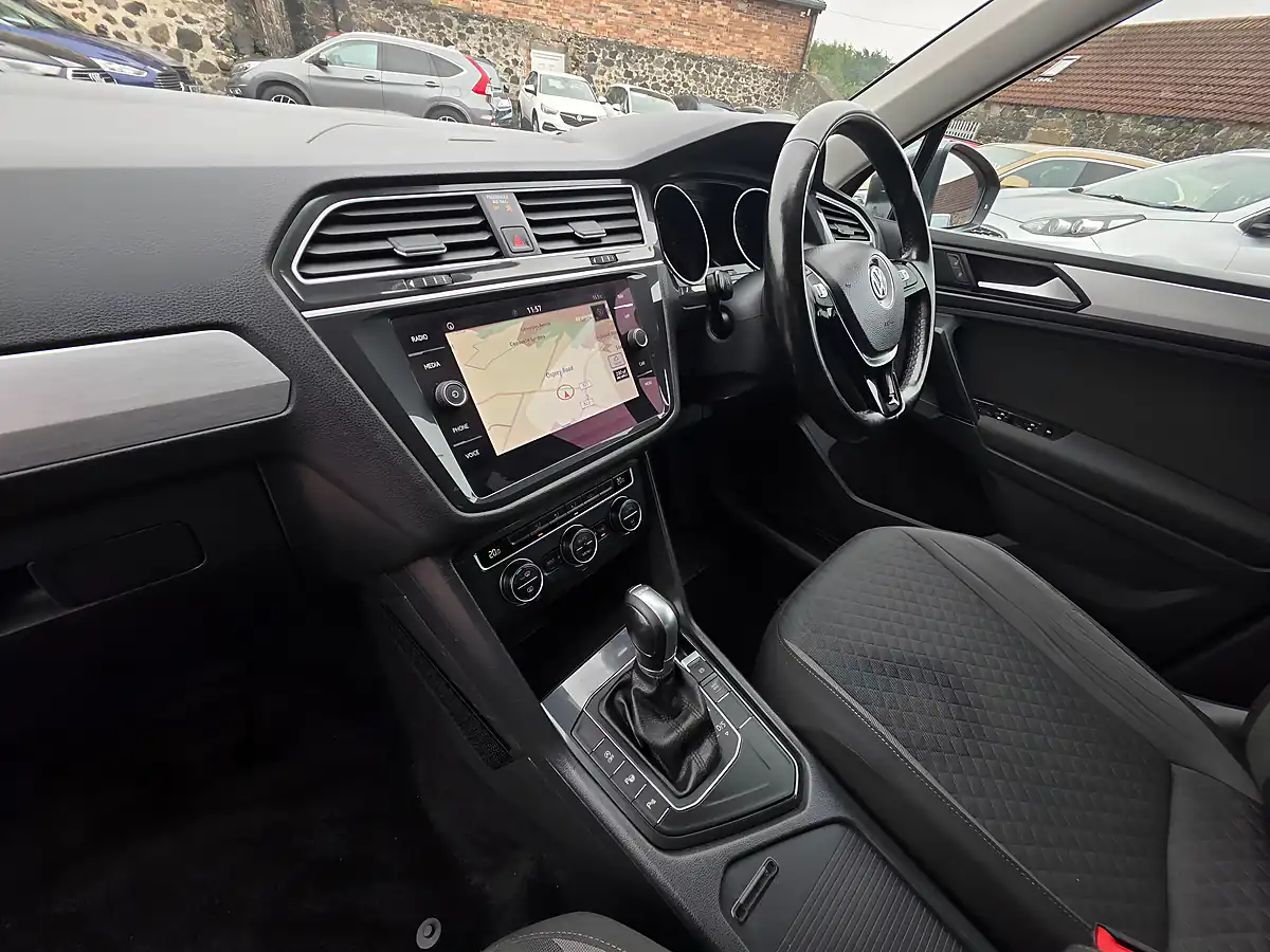 Used 2019 Volkswagen Tiguan Match Indium Grey Metallic - Interior and Exterior details 11