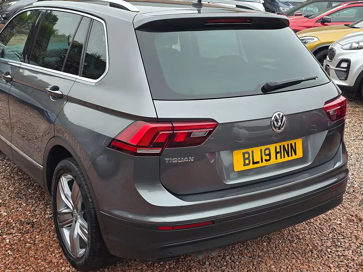Used 2019 Volkswagen Tiguan Match Indium Grey Metallic - Interior and Exterior details 16