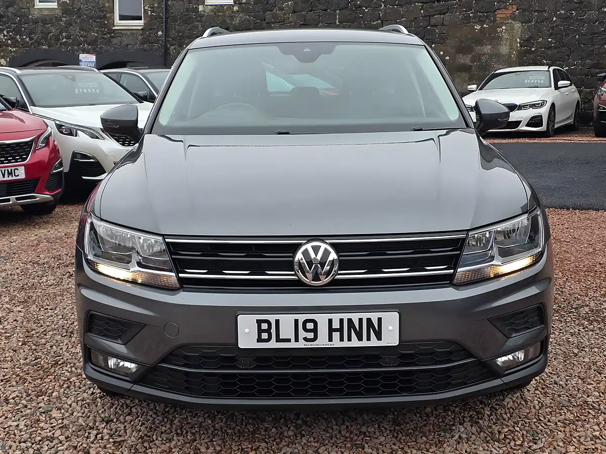 Used 2019 Volkswagen Tiguan Match Indium Grey Metallic - Interior and Exterior details 3