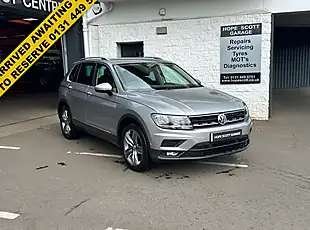 Used 2019 Volkswagen Tiguan Match Silver - Interior and Exterior details 15
