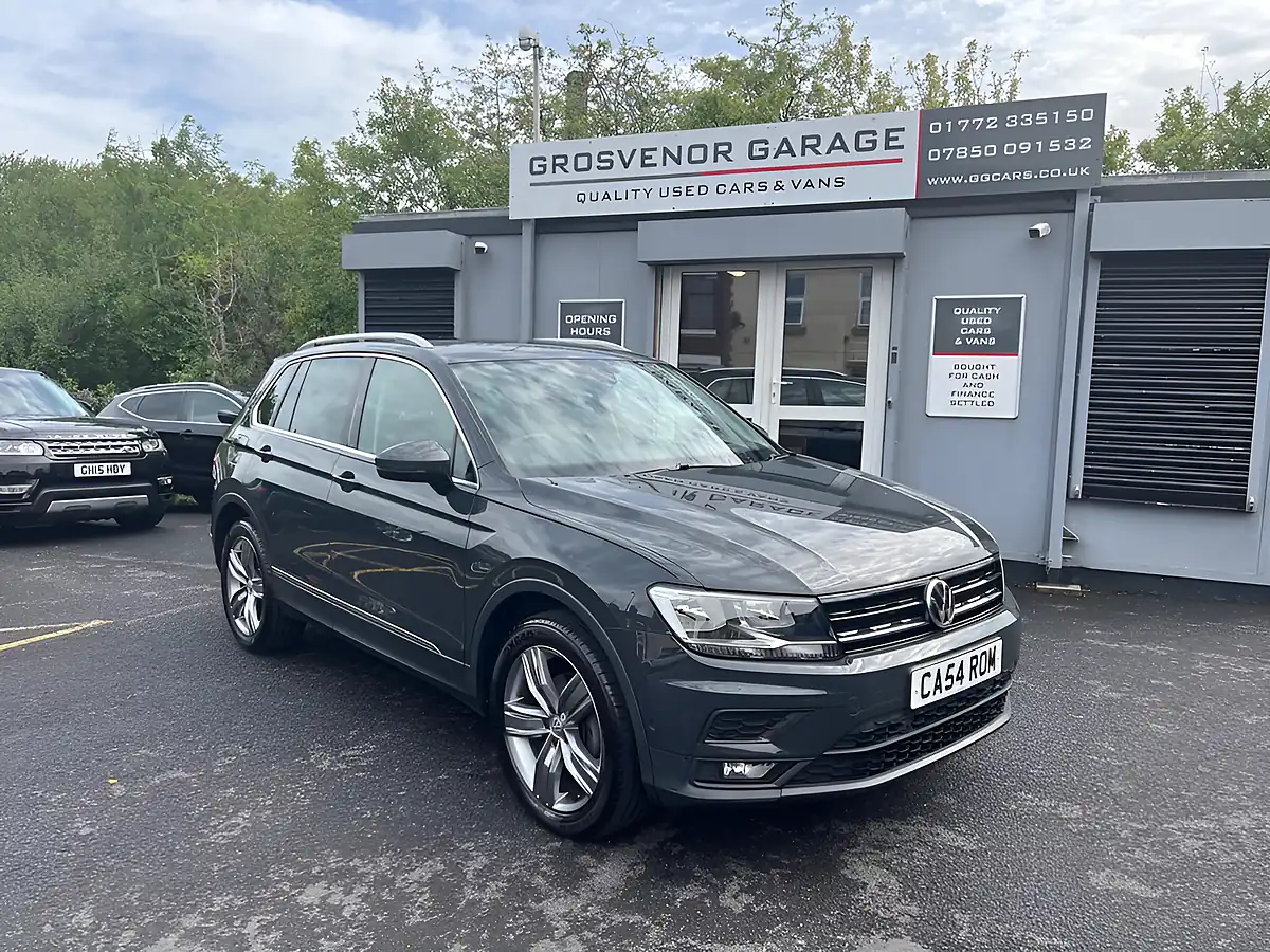 Used 2019 Volkswagen Tiguan Match Urano Grey - Front View