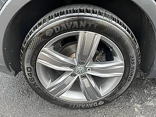 Used 2019 Volkswagen Tiguan Match Urano Grey - Interior and Exterior details 10