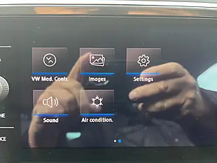 Used 2019 Volkswagen Tiguan Match Urano Grey - Interior and Exterior details 16