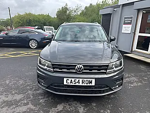 Used 2019 Volkswagen Tiguan Match Urano Grey - Interior and Exterior details 2