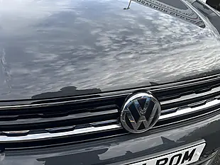 Used 2019 Volkswagen Tiguan Match Urano Grey - Interior and Exterior details 9