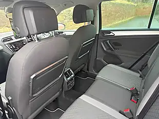 Used 2019 Volkswagen Tiguan Match Urano Grey - Interior and Exterior details 10