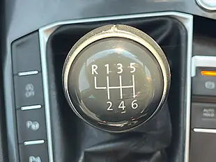 Used 2019 Volkswagen Tiguan Match Urano Grey - Interior and Exterior details 14