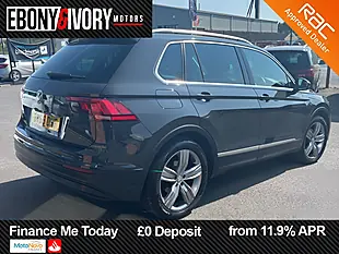 Used 2019 Volkswagen Tiguan Match Urano Grey - Interior and Exterior details 6