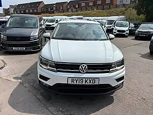 Used 2019 Volkswagen Tiguan Match White - Interior and Exterior details 4