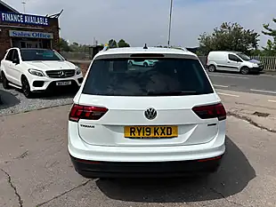 Used 2019 Volkswagen Tiguan Match White - Interior and Exterior details 8