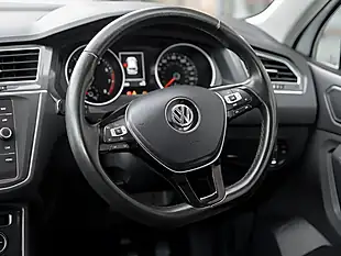 Used 2019 Volkswagen Tiguan Match White - Interior and Exterior details 11