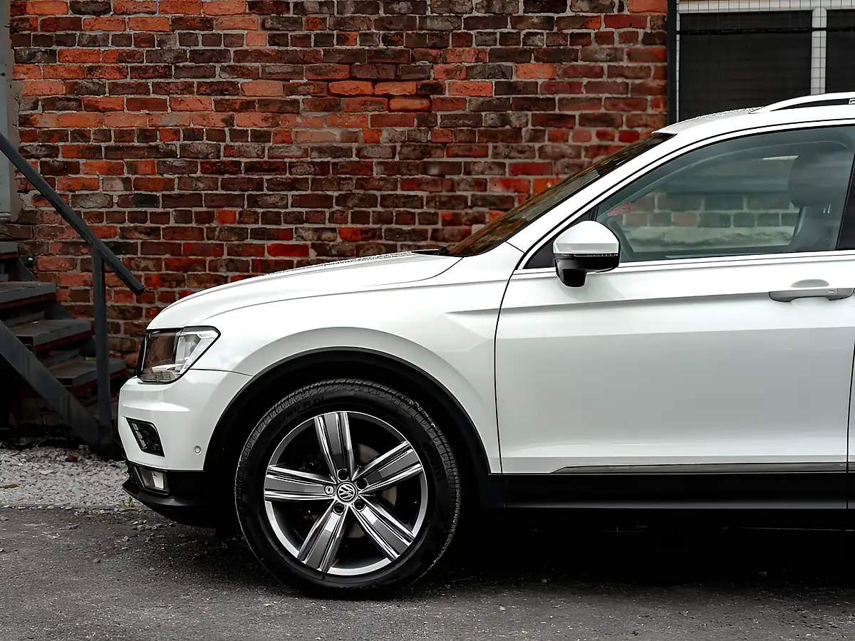 Used 2019 Volkswagen Tiguan Match White - Interior and Exterior details 15
