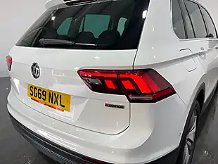 Used 2019 Volkswagen Tiguan Match White - Interior and Exterior details 13