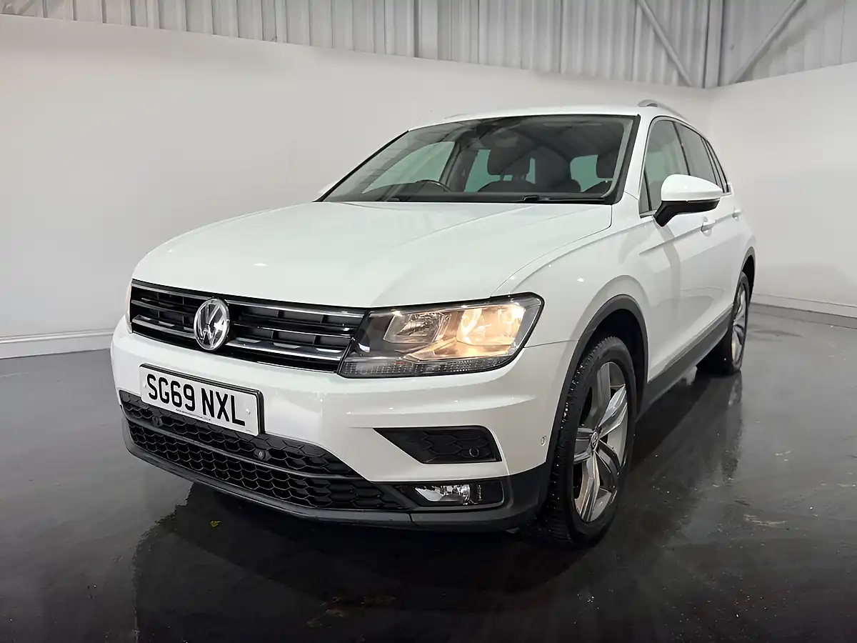 Used 2019 Volkswagen Tiguan Match White - Interior and Exterior details 3
