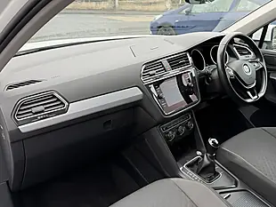 Used 2019 Volkswagen Tiguan Match White - Interior and Exterior details 13
