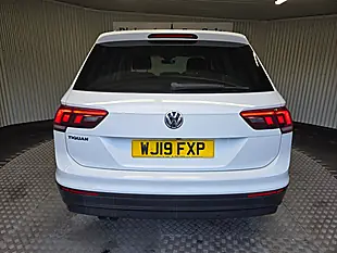 Used 2019 Volkswagen Tiguan Match White - Interior and Exterior details 4