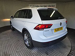 Used 2019 Volkswagen Tiguan Match White - Interior and Exterior details 6