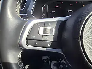 Used 2019 Volkswagen Tiguan R-Line Black - Interior and Exterior details 19