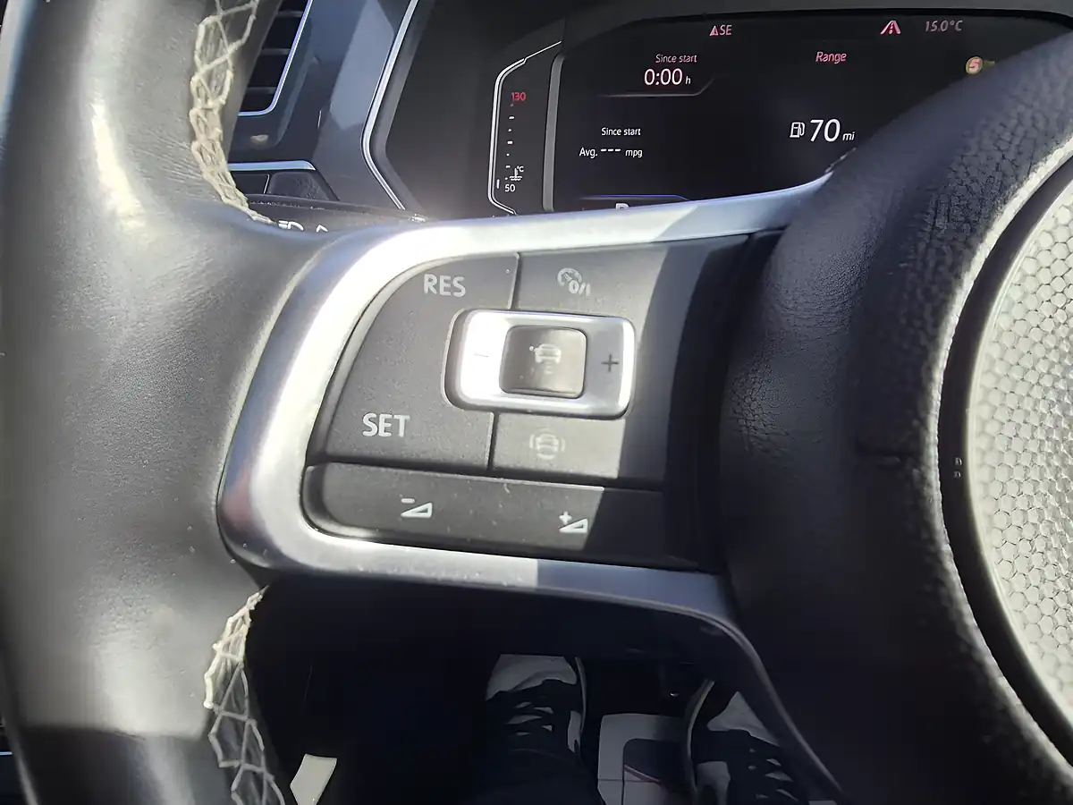 Used 2019 Volkswagen Tiguan R-Line Black - Interior and Exterior details 19