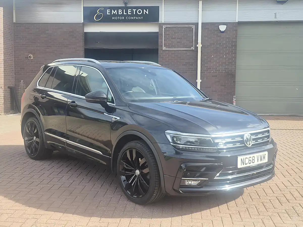 Used 2019 Volkswagen Tiguan R-Line Black - Interior and Exterior details 2