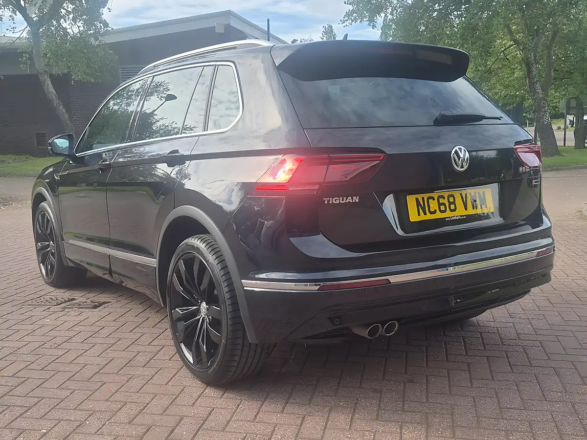 Used 2019 Volkswagen Tiguan R-Line Black - Interior and Exterior details 6
