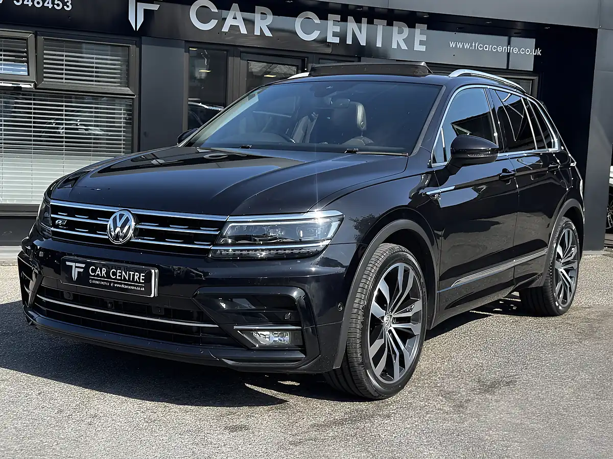 Used 2019 Volkswagen Tiguan R-Line Black - Interior and Exterior details 11