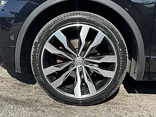 Used 2019 Volkswagen Tiguan R-Line Black - Interior and Exterior details 12
